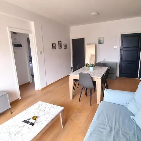 Unique 2br Apt 10 With 150mbit Plus Netflix Apartmán Larnaca