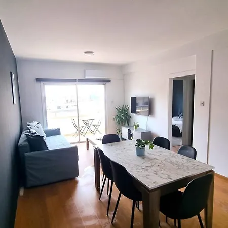 Unique 2br Apt 10 With 150mbit Plus Netflix Apartmán Larnaca